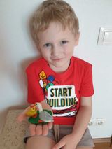 Саша Ковтунов, 5 лет. "Курочка встретила гуся"